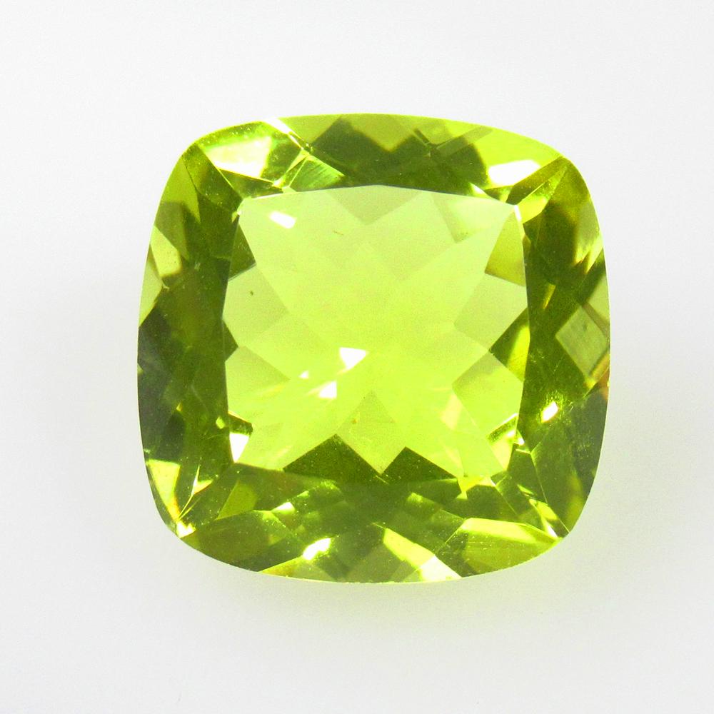 10.33 Ctw Natural Lemon Quartz Cushion Cut: No Reserve! Title: 10.33 Ctw Natural Lemon Quartz Cushion Cut Stone Clarity: VVS Gemstones: Natural Lemon Quartz Carat Weights: 10.33 Size/Dimensions: 14.00 x 14.00 x 8.70 mm Additional Information: G