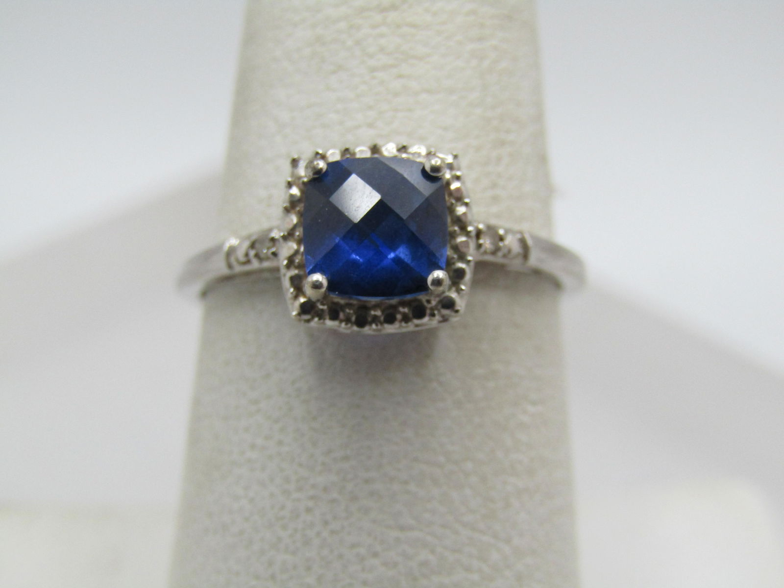 10kt Blue Sapphire Diamond Ring, Sz. 7.5. White Gold (1 of 8)
