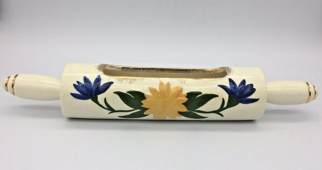 Vintage Ceramic Rolling Pin Planter: Title: Vintage Ceramic Rolling Pin Planter Date/Period: approx 1960-70's Dimension: approx 14" long x 2.5 Material: ceramic Additional Information: Vintage Ceramic Rolling Pin Planter Floral Retro Cha