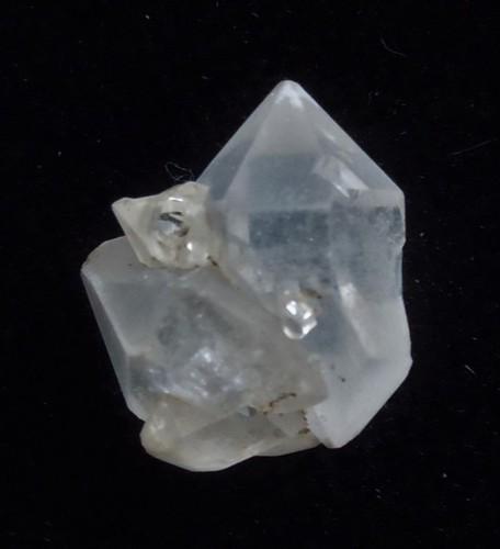 TWINNED QUARTZ CRYSTAL (1 of 5)