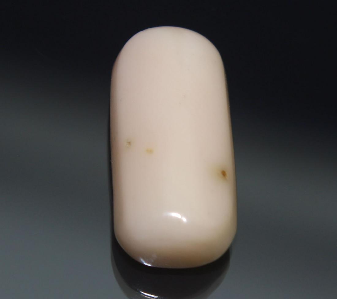 5.34 Cts Natural White Coral: No Reserve! Title: 5.34 Cts Natural White Coral Additional Information: Gemstone : Natural White Coral Origin: Australia Weight : 5.34 carats Dimensions : 15.57x7.35x4.78 mm, Shape/Cut: Rectengular Ca