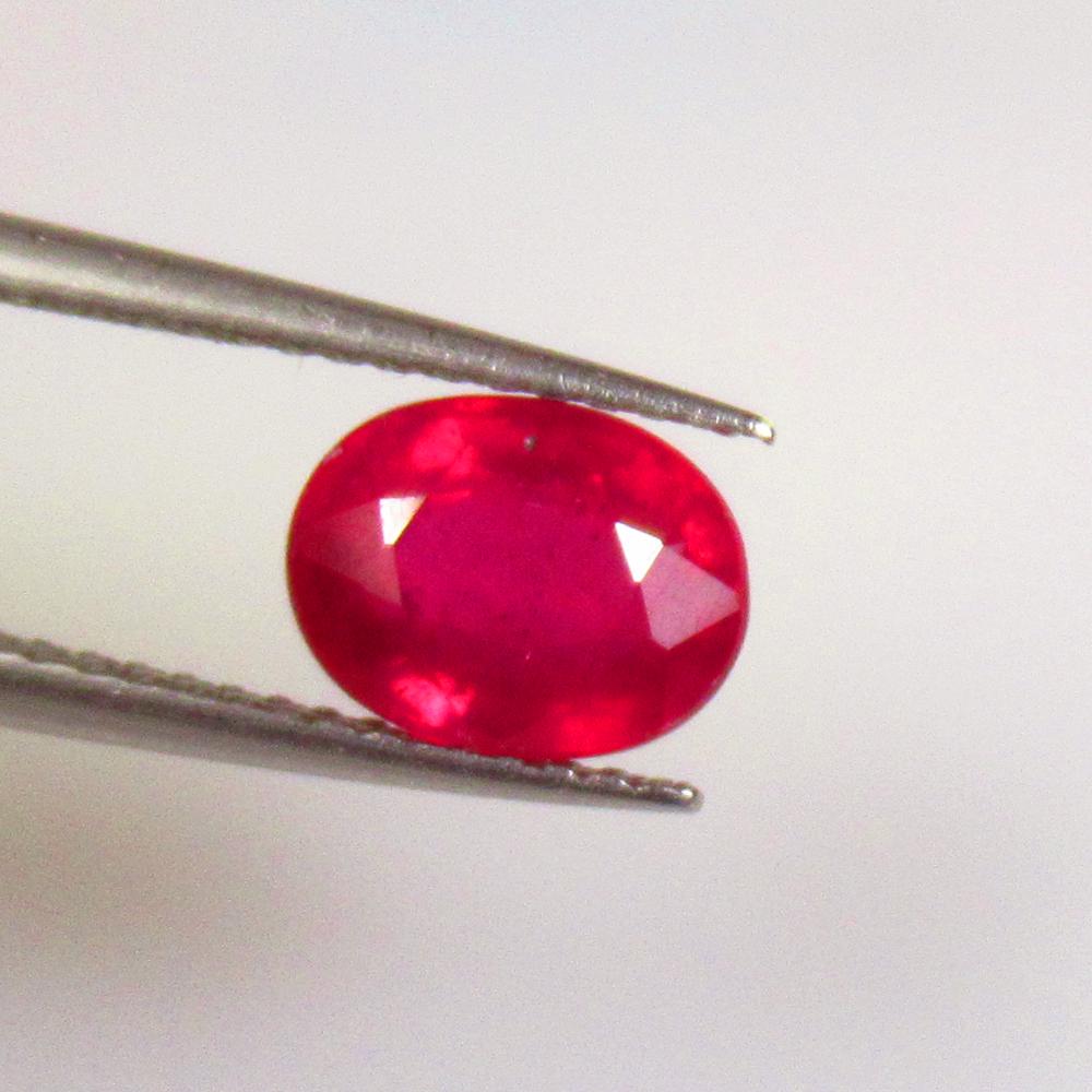 2.06 Ctw Natural Mozambique Red Ruby Oval Cut (1 of 2)