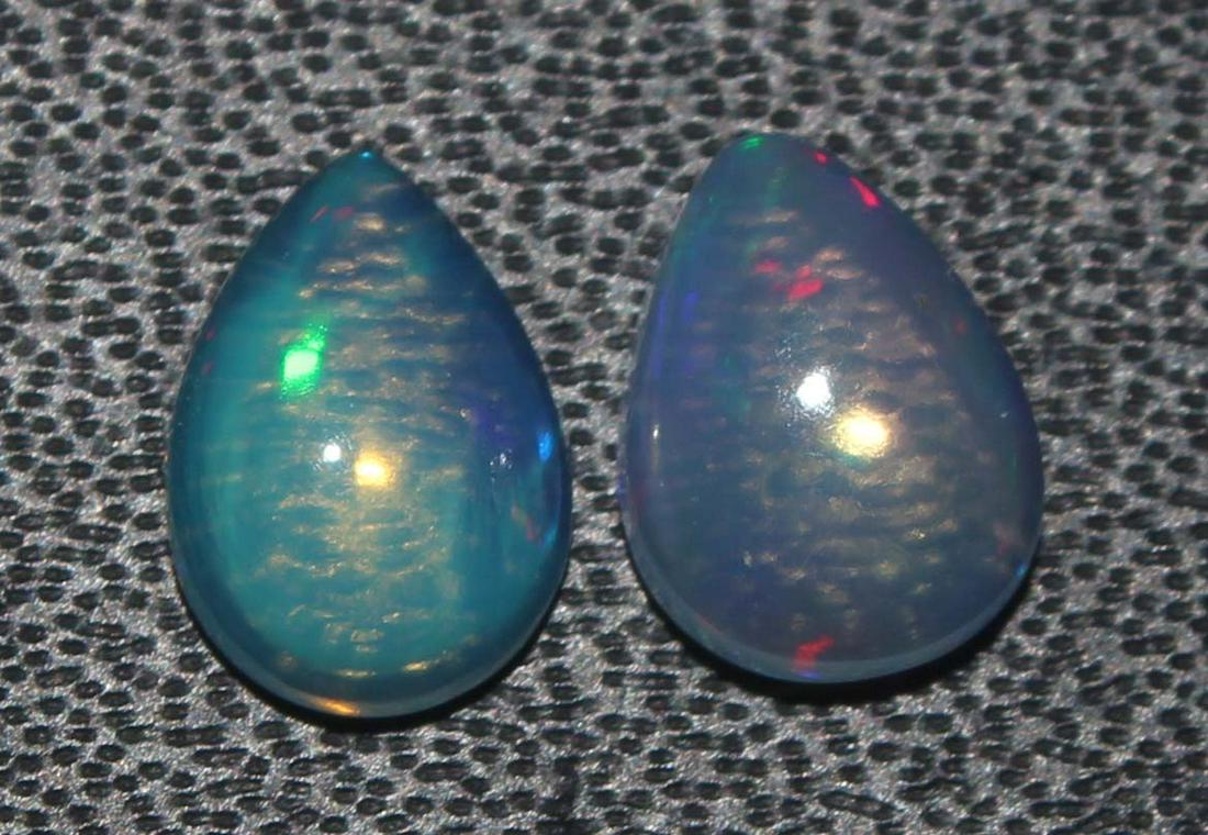 1.04 Cts Natural Ethiopan Opal Pair (1 of 2)
