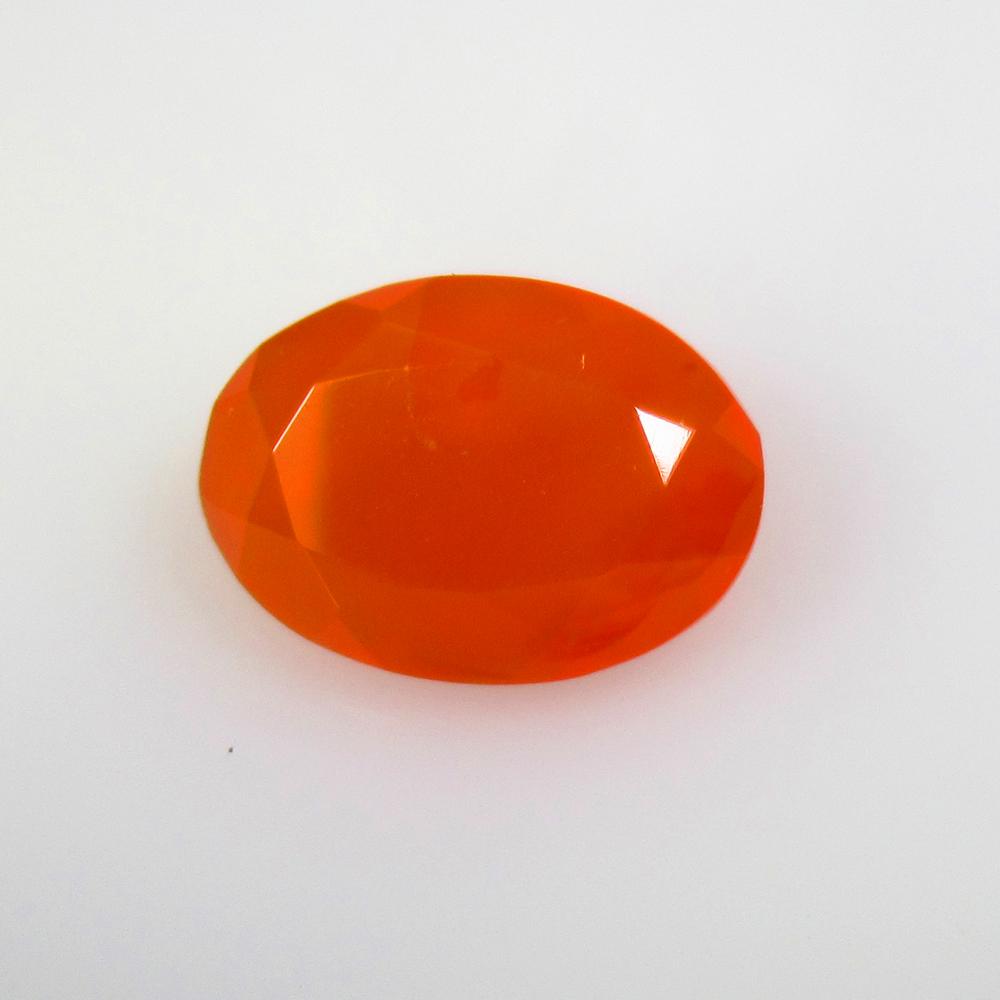 4.93 Ctw Natural Orange Carnelian Oval Cut: No Reserve! Title: 4.93 Ctw Natural Orange Carnelian Oval Cut Stone Clarity: Semi-Transparent Gemstones: Natural Carnelian Carat Weights: 4.93 Size/Dimensions: 14.00 x 10.00 x 5.80 mm Additional Infor