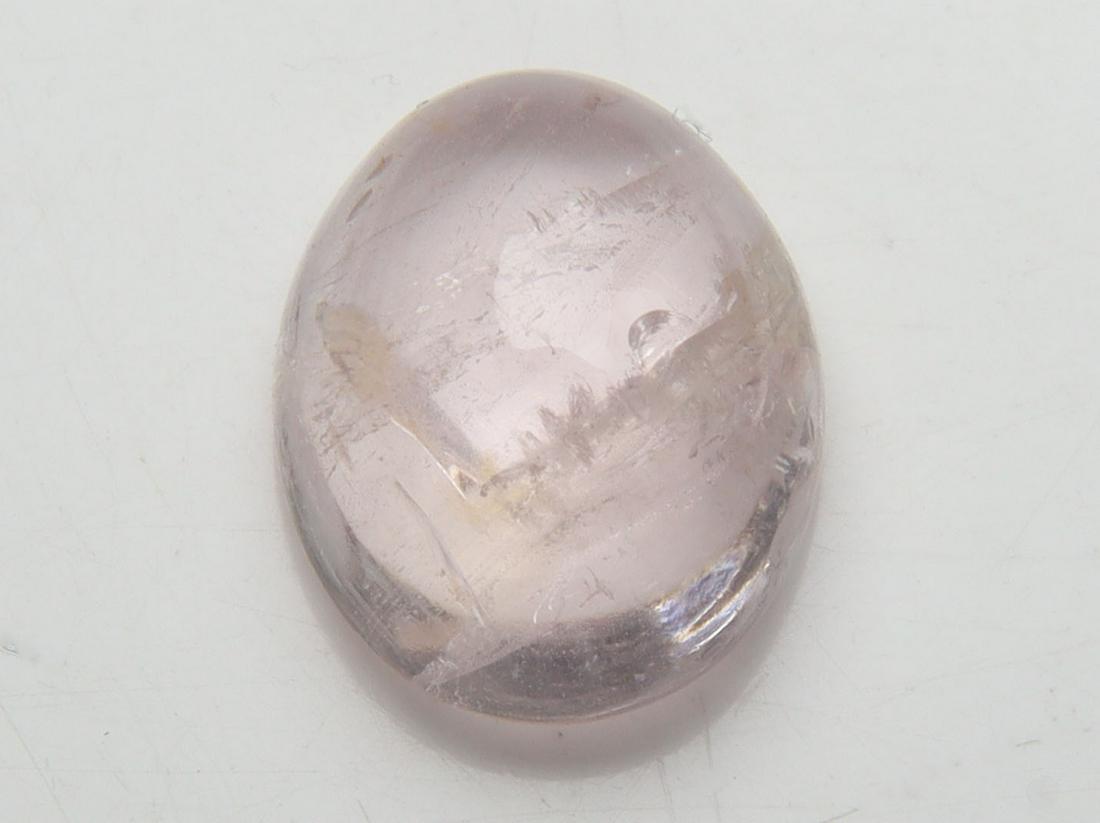 4.76 Cts Natural Morganite: No Reserve! Title: 4.76 Cts Natural Morganite Additional Information: Gemstone : Natural Morganite Shape and Cut : Oval Cabochon Weight : 4.76 carats Measurements : 11.73x9.48x5.66 mm Color : Peach Tr