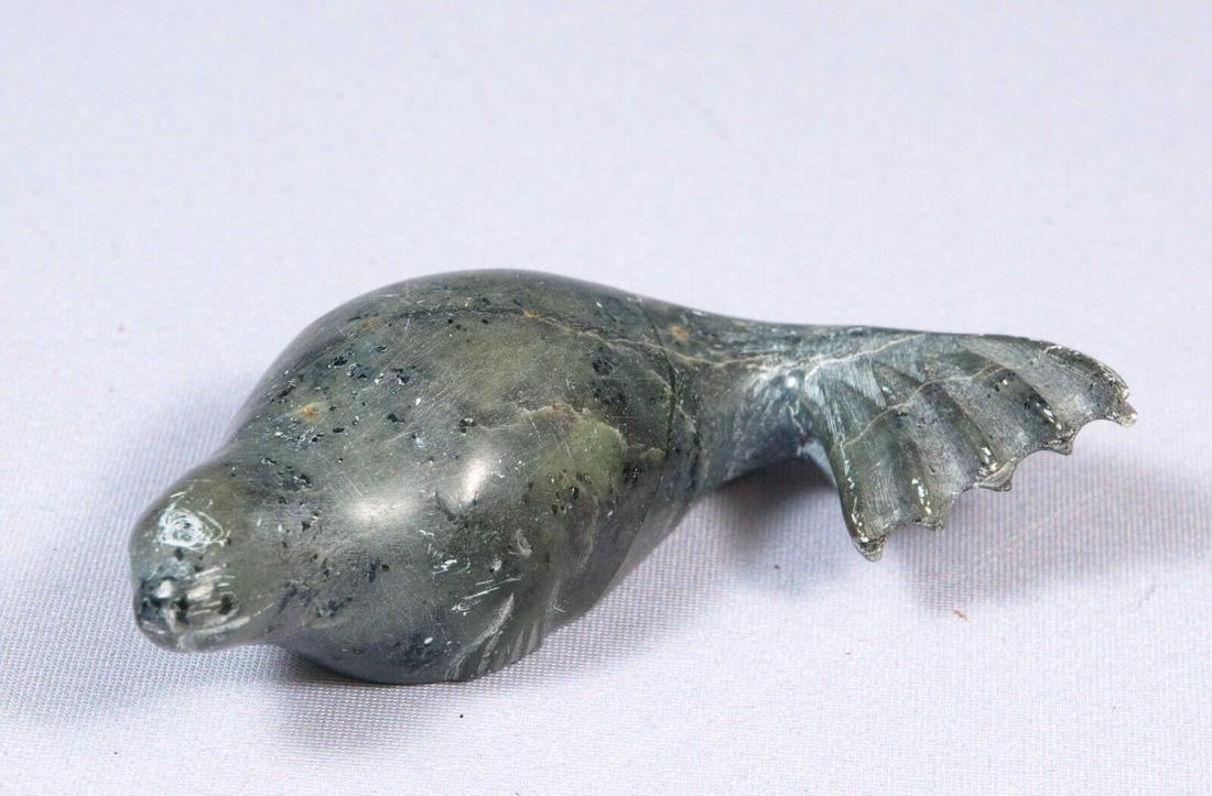 Soapstone Inuit Native Canada Figurine Seal Sea Lion Canada Label SIGNED (1 of 4)