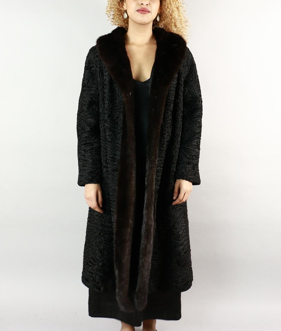 BROADTAIL KARABUL COAT & MINK FUR TRIM EU: XL; US: 20 (1 of 10)