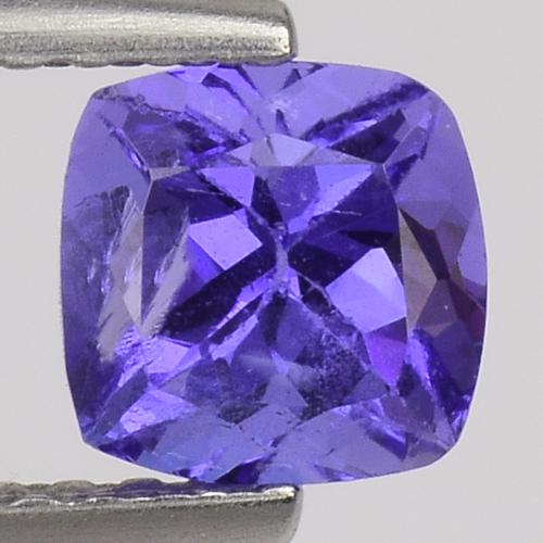 0.85 CTS GOOD COLOR 100 % NATURAL TANZANITE CUSHION SHAPE GOOD LUSTER GEMS: Title: 0.85 CTS GOOD COLOR 100 % NATURAL TANZANITE CUSHION SHAPE GOOD LUSTER GEMS Carat Weights: 0.85 Size/Dimensions: 5.0 x 5.0 x 4.0 MM Additional Information: CLARITY SI TANZANIA Reserve: $35.00 Sh