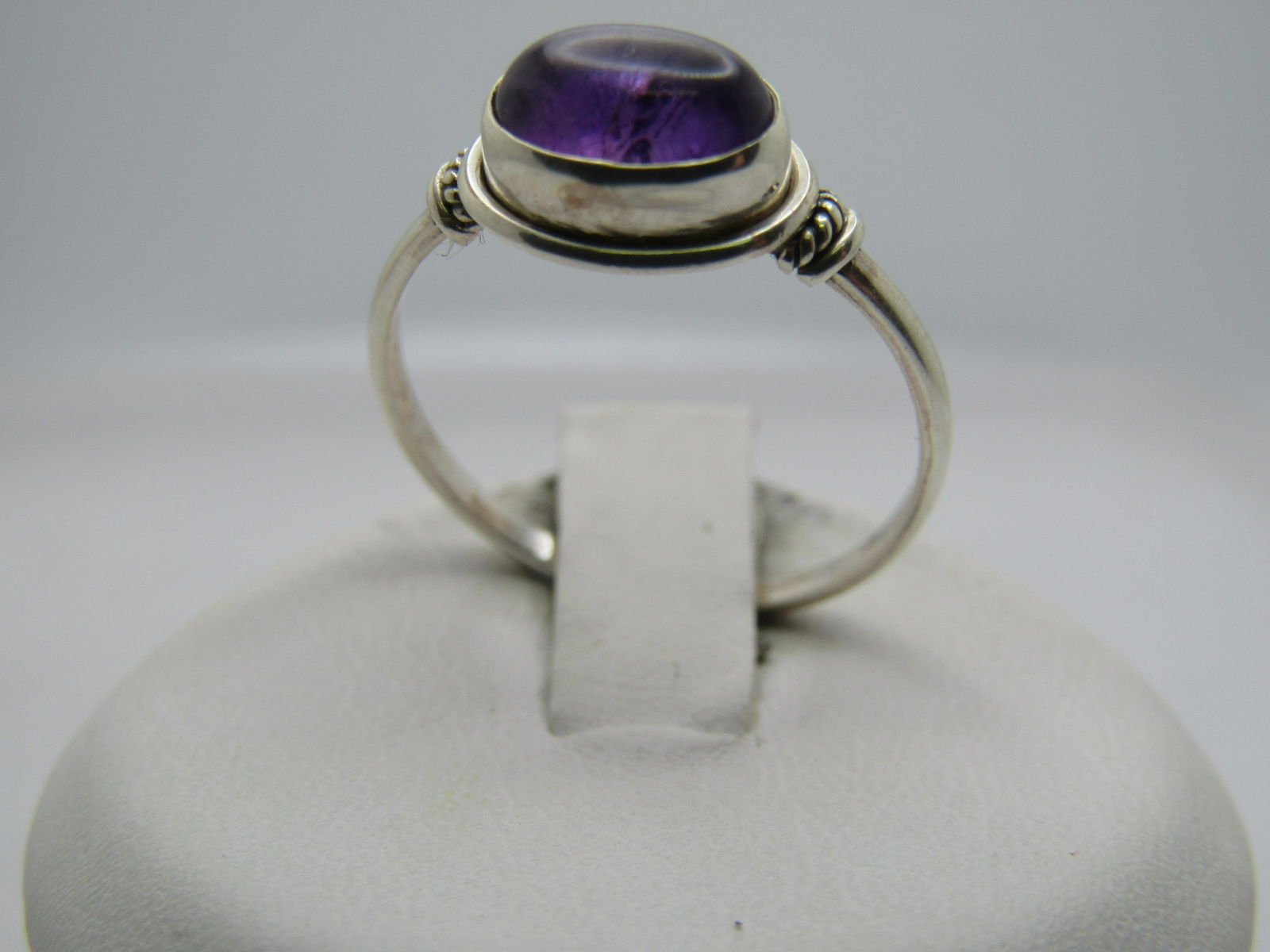 Vintage Sterling Amethyst Ring, Sz. 7.5, Bali/Boho/Southwestern Vibe (1 of 6)