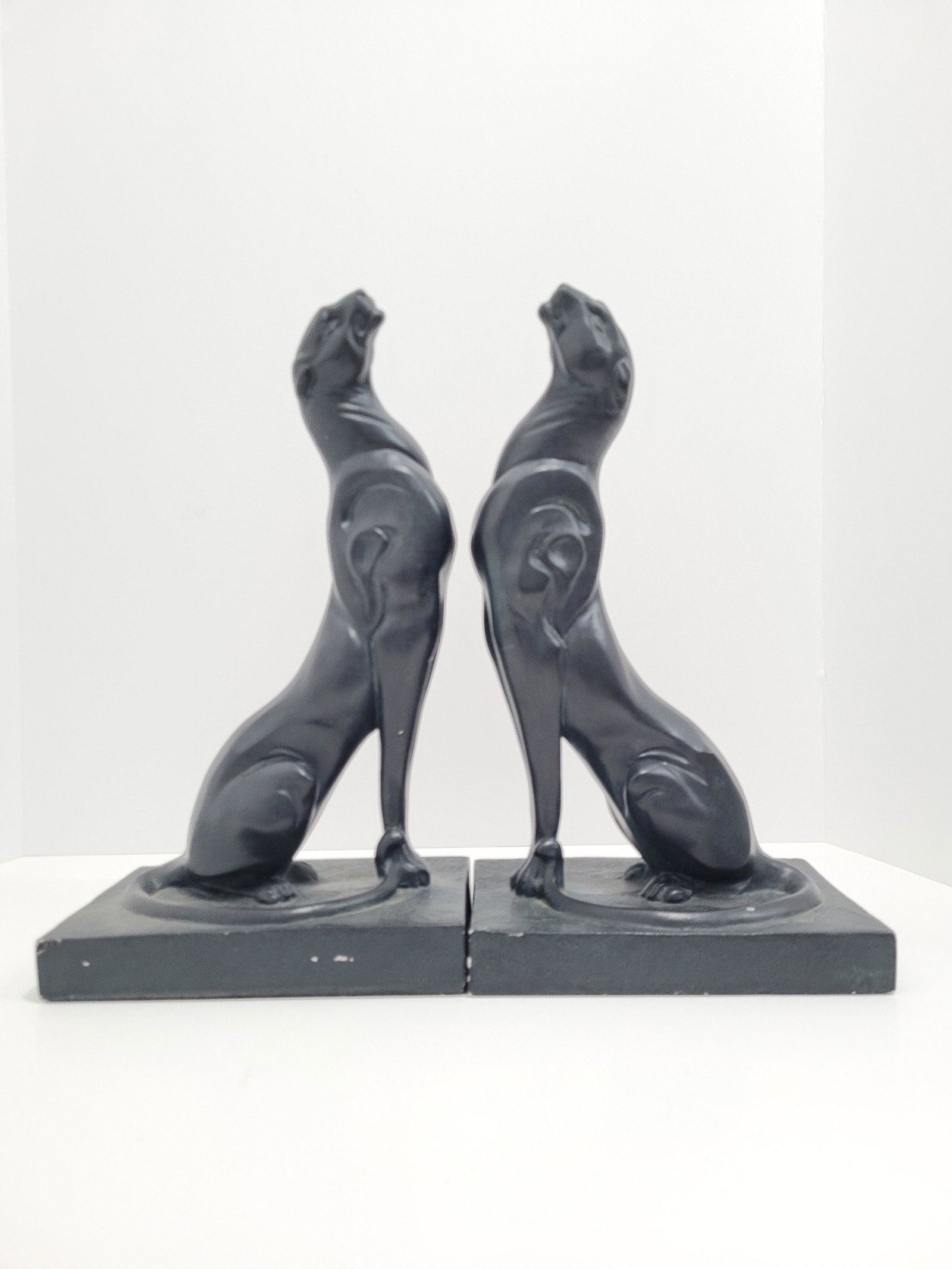 Vintage minimalist black panther sculpture bookends book holder statues pair matching table art (1 of 10)