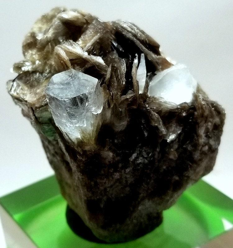 132 gram beautiful Aquamarine specimen from naghar skardu pakistan (1 of 7)