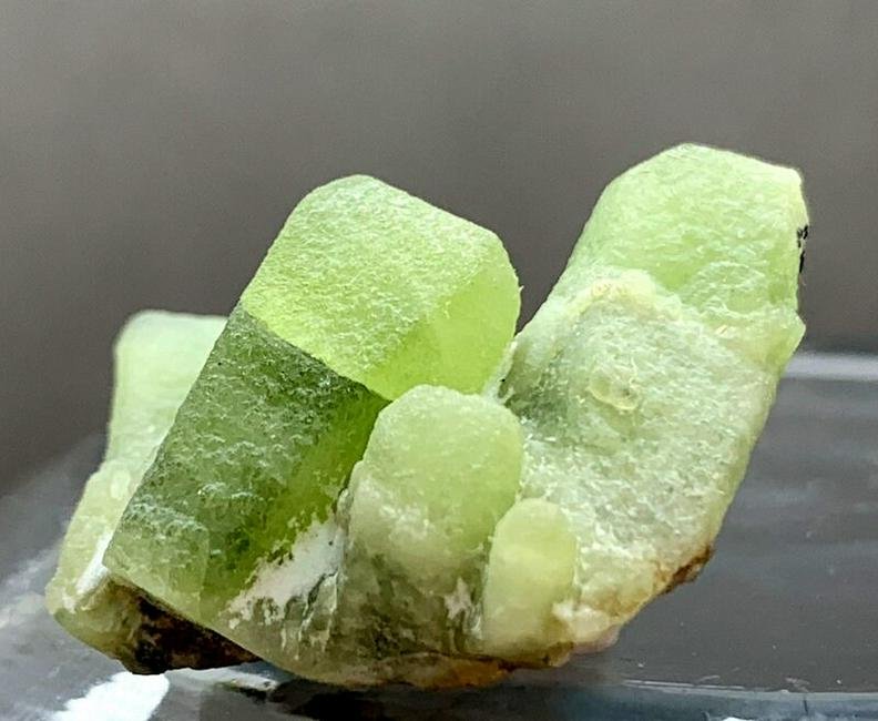 8 Grams Lovely Nautral damagfree Green peridot crystals specimen From Mansehra province pakistan (1 of 1)