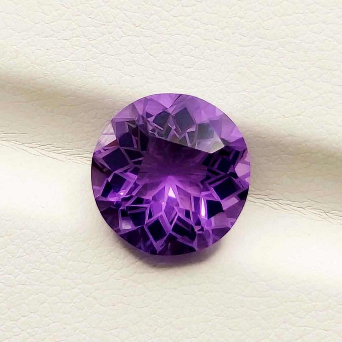 Sun Flower Cut Top Quality Natural Amethyst 2.95 Ct (1 of 3)