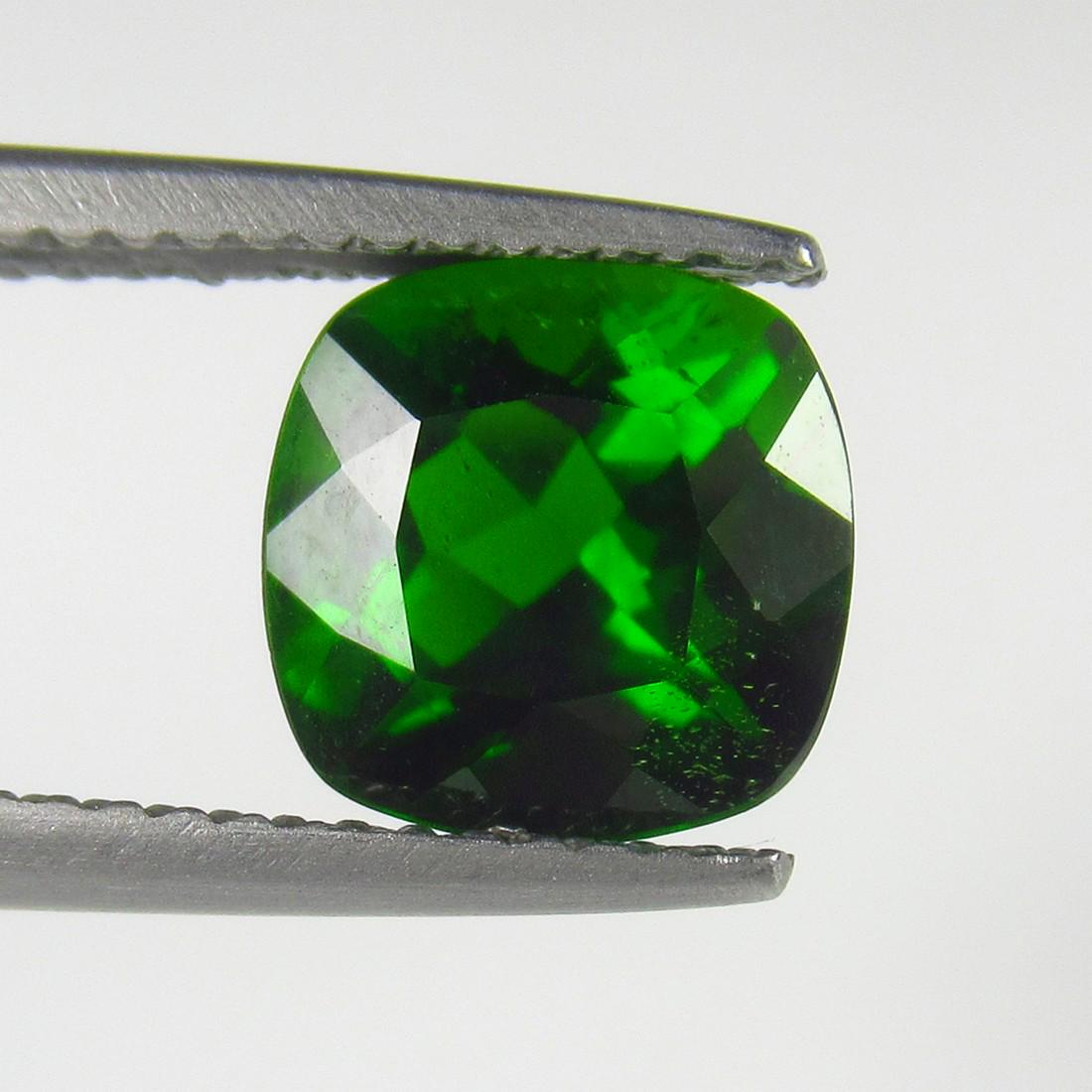 Natural Chrome Diopside - 2.31 Ct (1 of 4)
