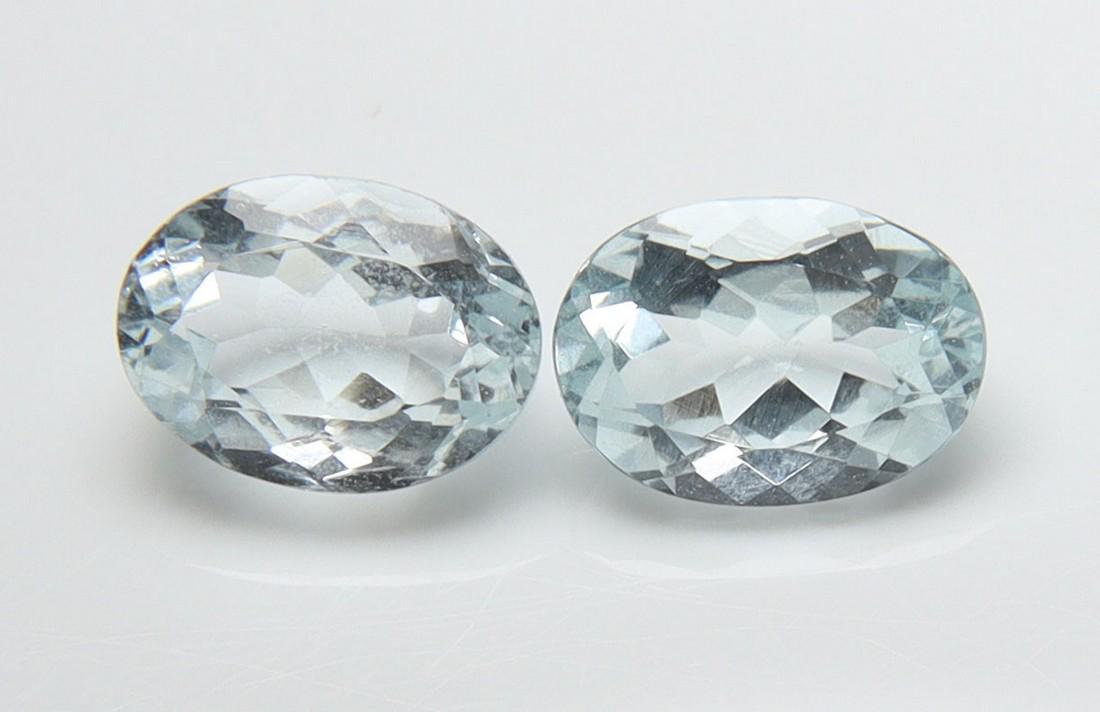 1.80 Cts Natural Aquamarine Pair: No Reserve! Title: 1.80 Cts Natural Aquamarine Pair Additional Information: Gemstone : Natural Aquamarine Origin : Australia Weight : 1.80 carats Dimensions : 7x5 mm Shape : Oval Cut Number of Stone :