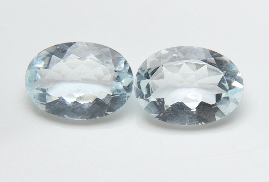 1.20 Cts Natural Aquamarine Pair: No Reserve! Title: 1.20 Cts Natural Aquamarine Pair Additional Information: Gemstone : Natural Aquamarine Origin : Australia Weight : 1.20 carats Dimensions : 7x5 mm Shape : Oval Cut Number of Stone :