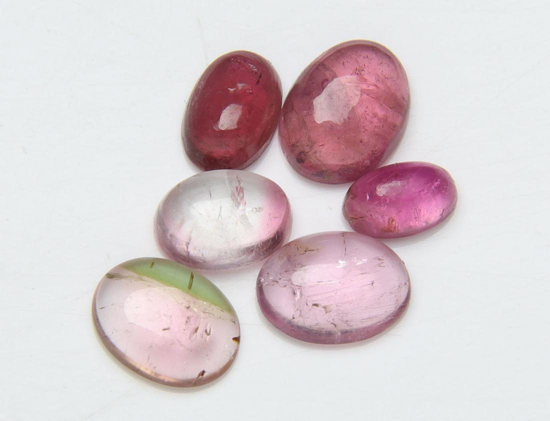 3.33 Cts Natural Rubelite Tourmaline Lot: No Reserve! Title: 3.33 Cts Natural Rubelite Tourmaline Lot Additional Information: Gemstone : Natural Rubelite Tourmaline Shape and Cut : Oval, Cut Weight : 3.33 carats Measurements : 7x5 mm, 5x3 mm