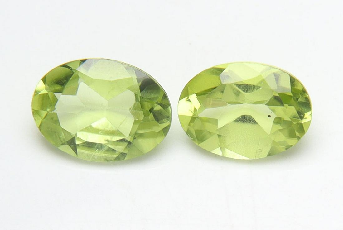 Top Grade 1.54 cts Natural Peridot Set (1 of 4)