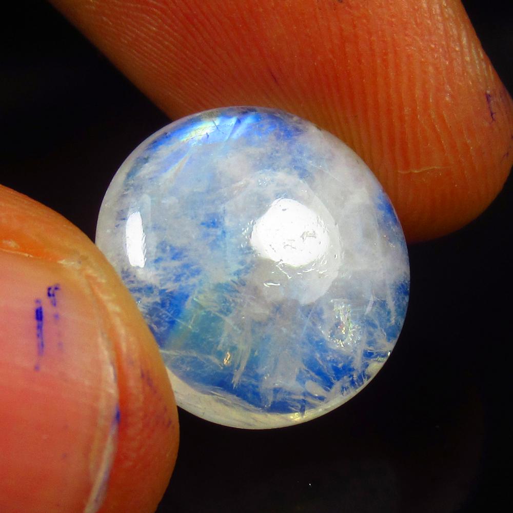 Natural Blue Moonstone - 7.28 Ct: No Reserve! Shipping: Domestic: Flat-rate of $7.00 to anywhere within the contiguous U.S. International: Foreign shipping rates are determined by destination. International shipping may be subject to