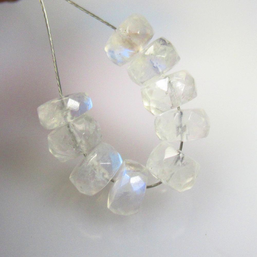 11.25 Ctw Natural 9 Drilled Blue Moonstone Round Beads: No Reserve! Title: 11.25 Ctw Natural 9 Drilled Blue Moonstone Round Beads Stone Clarity: Semi-Transparent Gemstones: Natural Moonstone Beads Carat Weights: 11.25 Size/Dimensions: 6.20 - 6.40 mm / 9 PC