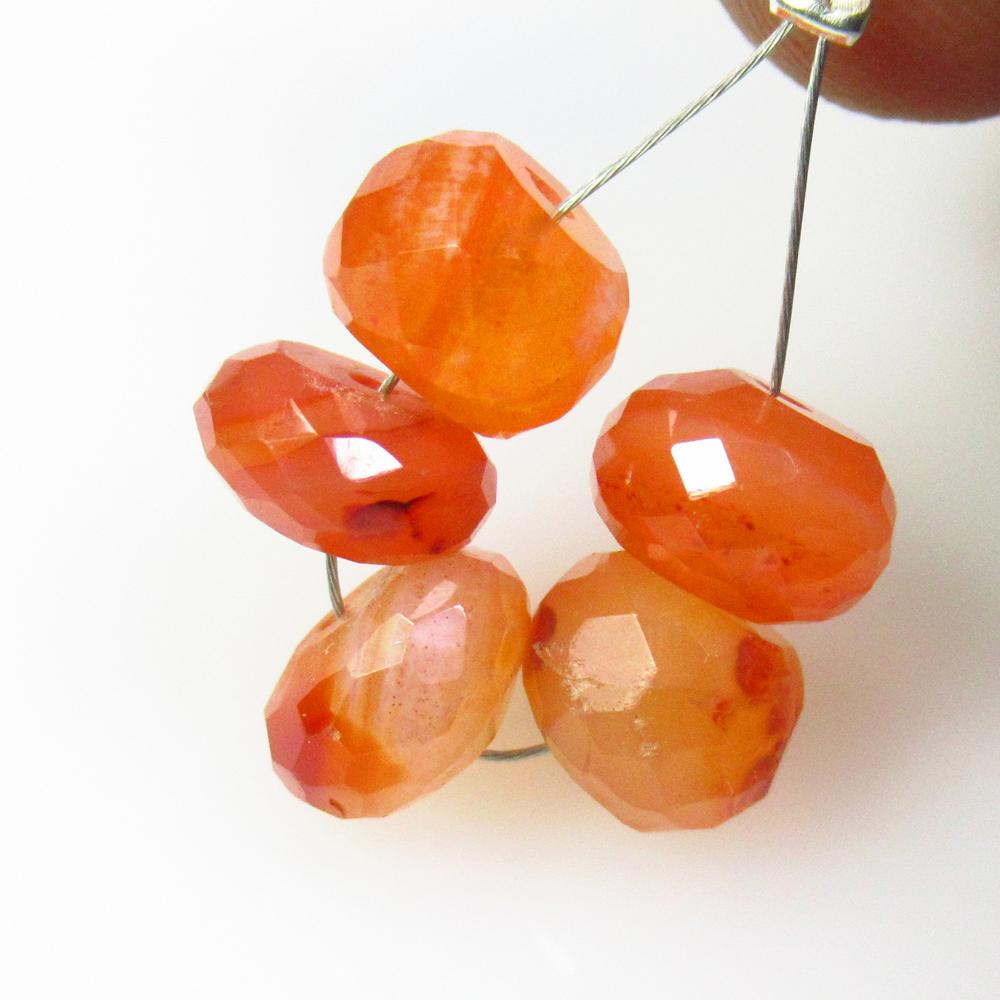 13.54 Ctw Natural 5 Orange Carnelian Round Beads: No Reserve! Title: 13.54 Ctw Natural 5 Orange Carnelian Round Beads Stone Clarity: Semi-Transparent Gemstones: Natural Carnelian Beads Carat Weights: 13.54 Size/Dimensions: 7.90 - 8.30 mm / 5 Pc's Add