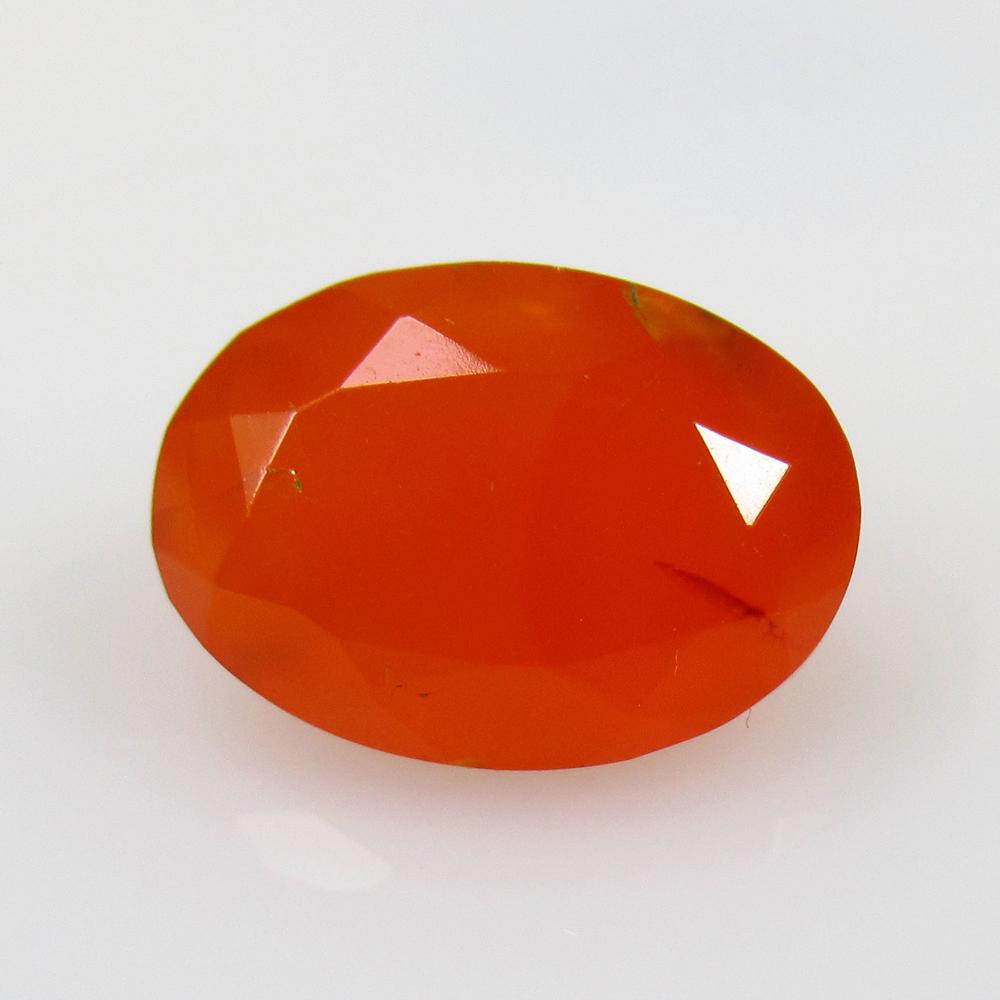 5.81 Ctw Natural Orange Carnelian Oval Cut: No Reserve! Title: 5.81 Ctw Natural Orange Carnelian Oval Cut Stone Clarity: Semi-Transparent Gemstones: Natural Carnelian Carat Weights: 5.81 Size/Dimensions: 14.00 x 10.00 x 6.90 mm Additional Infor