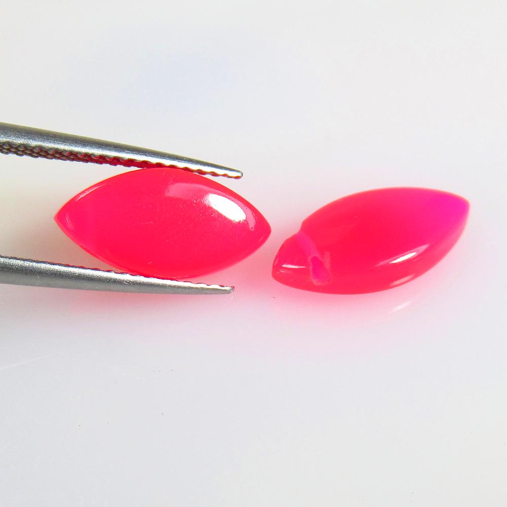 4.55 Ctw Natural Drilled Pink Onyx Marquise Pair: No Reserve! Title: 4.55 Ctw Natural Drilled Pink Onyx Marquise Pair Stone Clarity: Opaque Gemstones: Natural Onyx Carat Weights: 4.55 Size/Dimensions: 13.30 x 6.90 x 3.60 mm / 2 Pc's Additional Inform