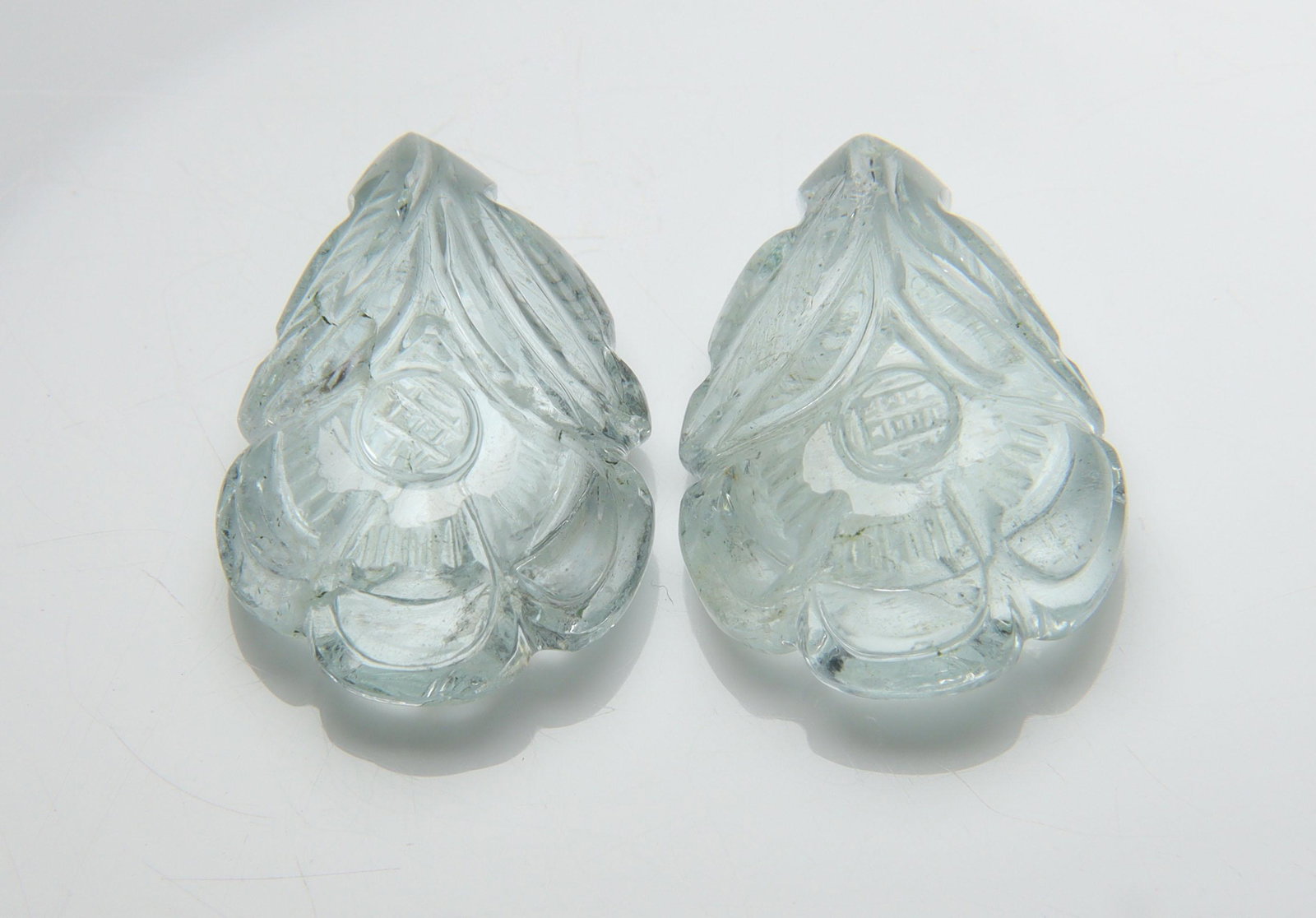 Lovely " Aquamarine Carving " 17.63 Cts Natural Carving Aquamarine Set: No Reserve! Title: Lovely " Aquamarine Carving " 17.63 Cts Natural Carving Aquamarine Set Additional Information: Gemstone : Natural Aquamarine Carving Origin : Australia Weight : 17.63 carats Dimensi