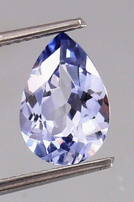 Natural Tanzanite Unheated Pear Cut: Title: Natural Tanzanite Unheated Pear Cut Gemstones: Tanzanite Carat Weight: 0,30 approx. Size/Dimension: 5 x 4 mm approx. Additional Information: Natural Tanzanite Unheated. Transparent with light i