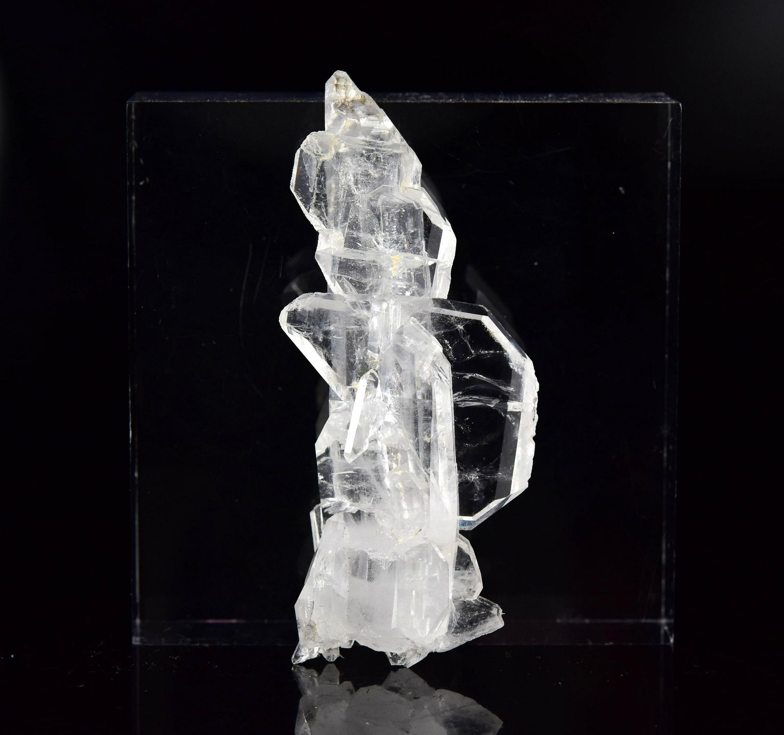 19 Gram Beautiful Faden Quartz Specimen (1 of 2)