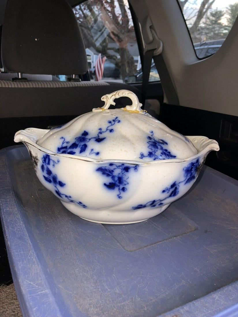 duchess flow blue soup tureen (1 of 7)