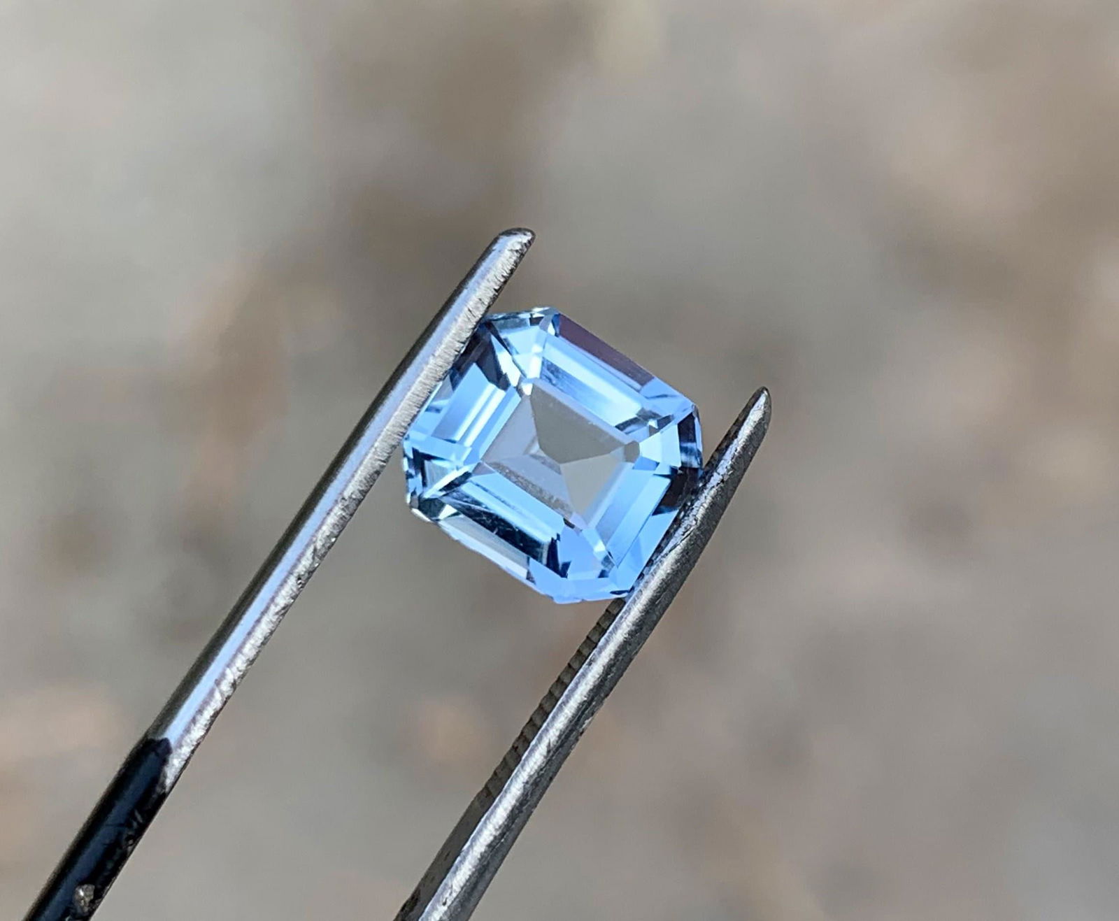 Santa Maria Color Aquamarine Beryl Gemstone , Emerald Cut Aquamarine Gemstone From Minas Gerais Mine (1 of 6)