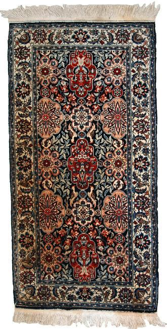 Handmade vintage Persian Tabriz rug 2.3' x 4.5' (71cm x 140cm) 1950s (1 of 9)