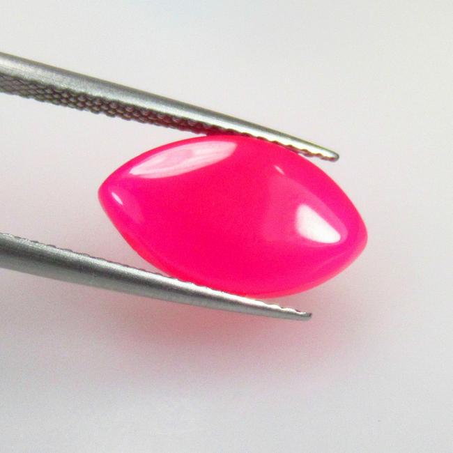 3.82 Ctw Natural Drilled Pink Onyx Marquise Cab: No Reserve! Title: 3.82 Ctw Natural Drilled Pink Onyx Marquise Cab Stone Clarity: Opaque Gemstones: Natural Onyx Carat Weights: 3.82 Size/Dimensions: 15.00 x 8.70 x 4.00 mm Additional Information: Ver