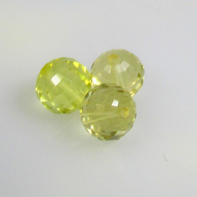 5.52 Ctw Natural 3 Lemon Quartz Round Beads: No Reserve! Title: 5.52 Ctw Natural 3 Lemon Quartz Round Beads Stone Clarity: Transparent Gemstones: Natural Lemon Quartz beads Carat Weights: 5.52 Size/Dimensions: 6.30 - 6.60 mm / 3 Pc's Additional 