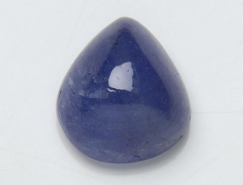 Gorgeous " Natural Tanzanite " 4.56 Cts Natural Tanzanite: No Reserve! Title: Gorgeous " Natural Tanzanite " 4.56 Cts Natural Tanzanite Additional Information: Gemstone : Natural Tanzanite Origin: Tanzania Weight : 4.56 carats Dimensions : 10x9 mm Shape/Cut: 