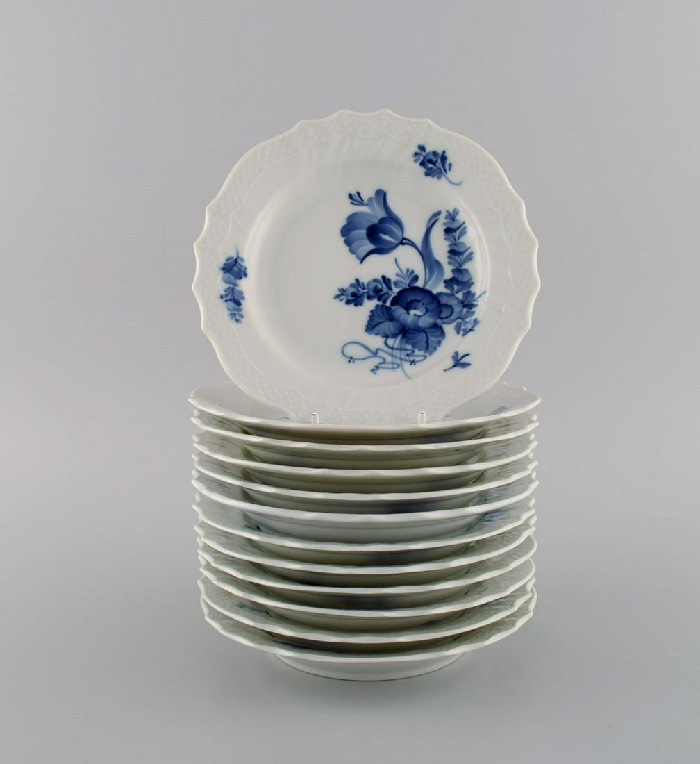 Twelve Royal Copenhagen Blue Flower Curved plates. 1960s. Model number 10/1625. (1 of 4)