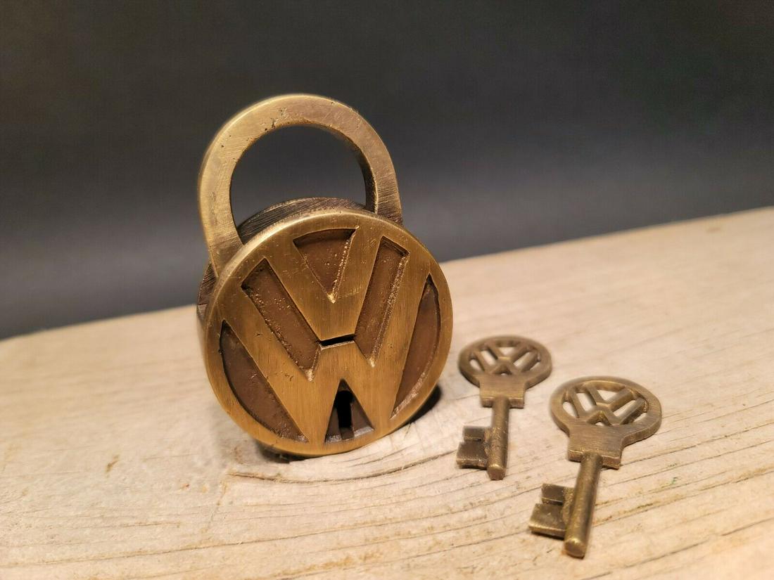 Brass VW Volkswagen Lock Padlock (1 of 12)