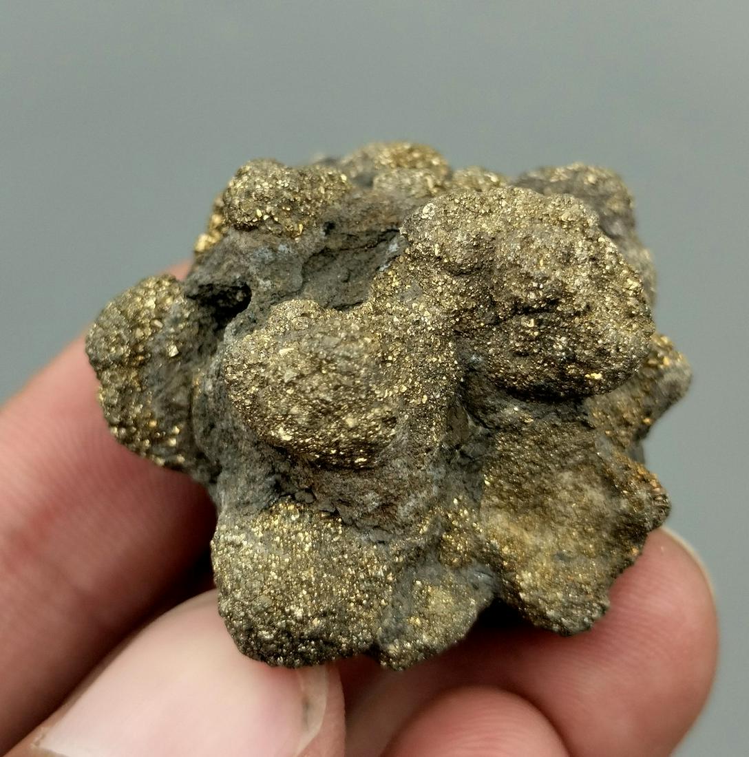57 Gram Beautiful Shape Extremely Rare New Discover Marcasite Specimen~Afghanistan: Title: 57 Gram Beautiful Shape Extremely Rare New Discover Marcasite Specimen~Afghanistan Treatment: Natural Weight: 57 Gram Size/Dimensions: 36x35x24 mm Origin: Afghanistan Reserve: $25.00 Shipping: 