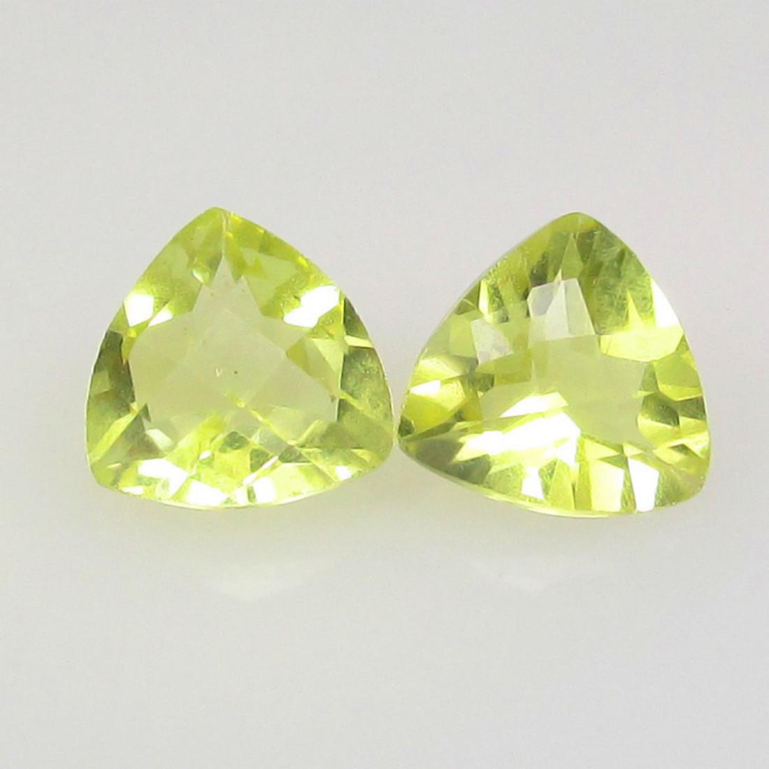 3.30 Ctw Natural Lemon Quartz Trillion Pair: No Reserve! Title: 3.30 Ctw Natural Lemon Quartz Trillion Pair Stone Clarity: VVS Gemstones: Natural Lemon Quartz Carat Weights: 3.30 Size/Dimensions: 8.20 x 8.10 x 5.00 mm / 2 Pc's Additional Informa