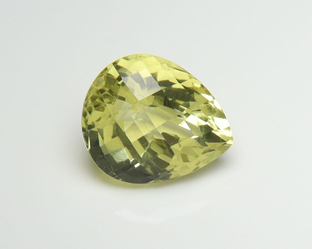Wonderful " Natural Lemon Quartz " 4.85 cts Natural Lemon Quartz: No Reserve! Title: Wonderful " Natural Lemon Quartz " 4.85 cts Natural Lemon Quartz Additional Information: Gemstone: Natural Lemon Quartz Origin: Africa Weight : 4.85 carats Measurements: 12x10 mm, S
