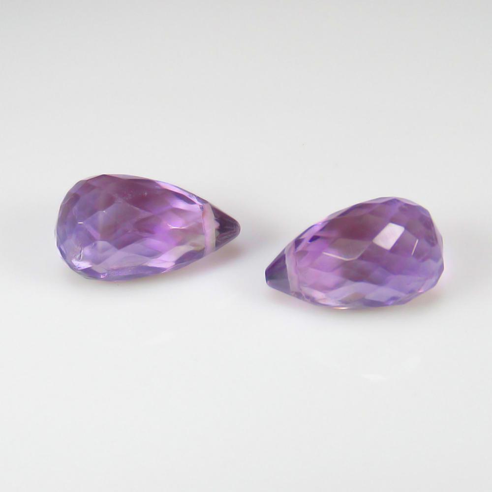 Natural Purple Amethyst Beads - 6.82 Ct: No Reserve! Title: Natural Purple Amethyst Beads - 6.82 Ct Origin: Brazil Weight: 6.82 Size/Dimensions: 11.5 x 7.2 x 7.2 mm Additional Information: Pieces : 2 No's / Shape : Drilled Pear Drop Beads /