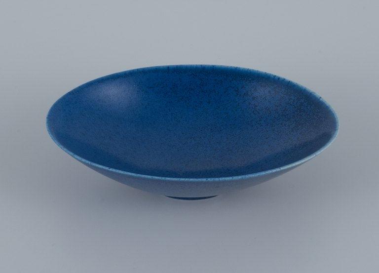 Berndt Friberg for Gustavsberg, hand painted bowl in blue glaze.: Berndt Friberg for Gustavsberg, hand painted bowl in blue glaze. 1960s. In perfect condition. First factory quality. Marked. Dimensions: L 20.8 x H 5.5 cm. Reserve: $350.00 Shipping: Domestic: Shippin