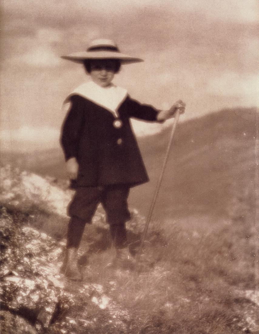 HEINRICH KUHN - Child on a Hill, 1906 (1 of 1)