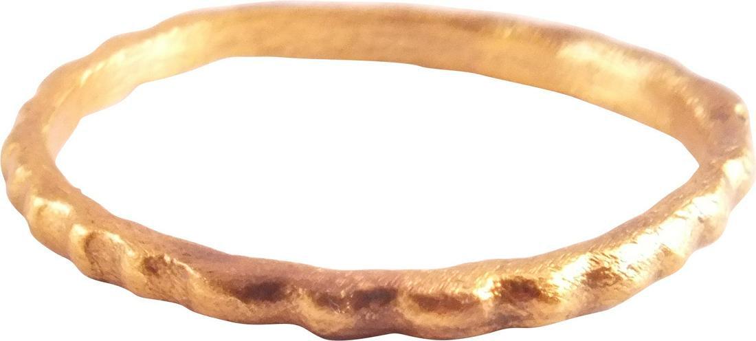 VIKING WOMAN'S WEDDING RING, SIZE 8 3/4 (1 of 4)