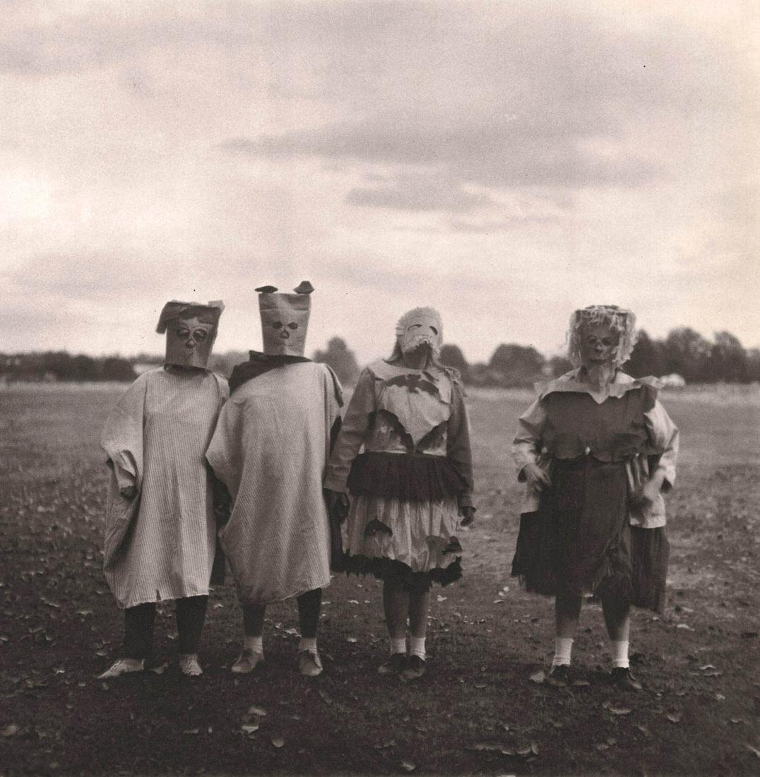 DIANE ARBUS - Untitled (4), 1970-71 (1 of 1)