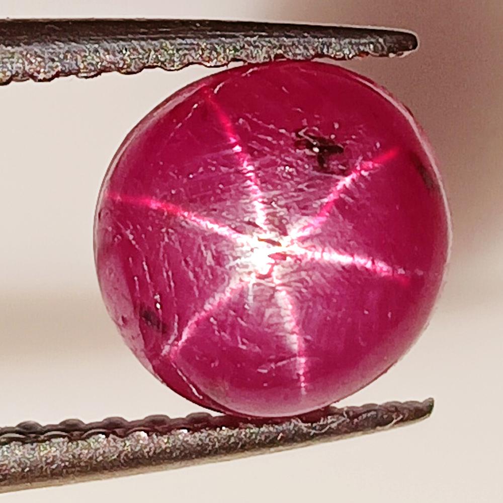 3.15 Ctw Natural Six Line Star Ruby Round Cabochon (1 of 2)