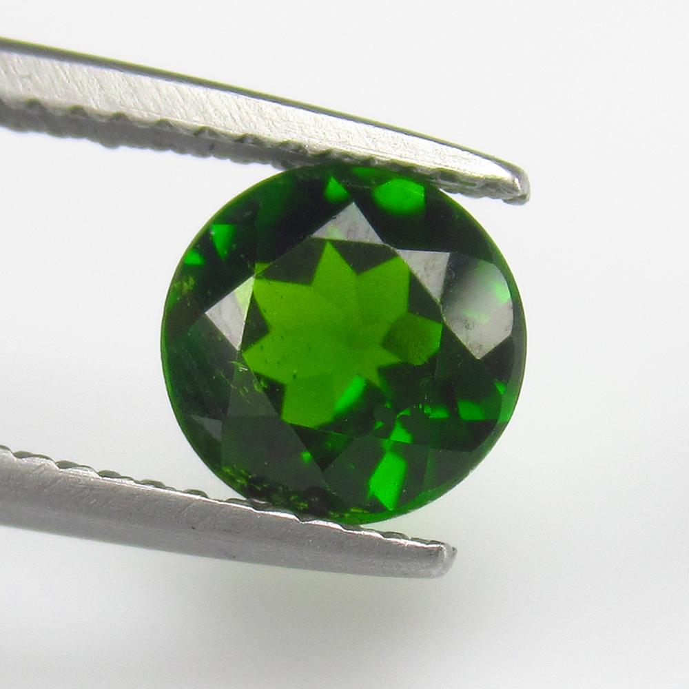 Natural Chrome Diopside - 1.43 Ct (1 of 3)