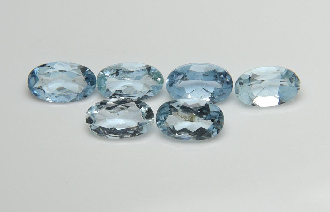 Stunning " Natural Aquamarine " 1.27 Cts Natural Aquamarine Set: No Reserve! Title: Stunning " Natural Aquamarine " 1.27 Cts Natural Aquamarine Set Additional Information: Gemstone : Natural Aquamarine Origin : Australia Weight : 1.27 carats Dimensions : 5x3 mm, Sh