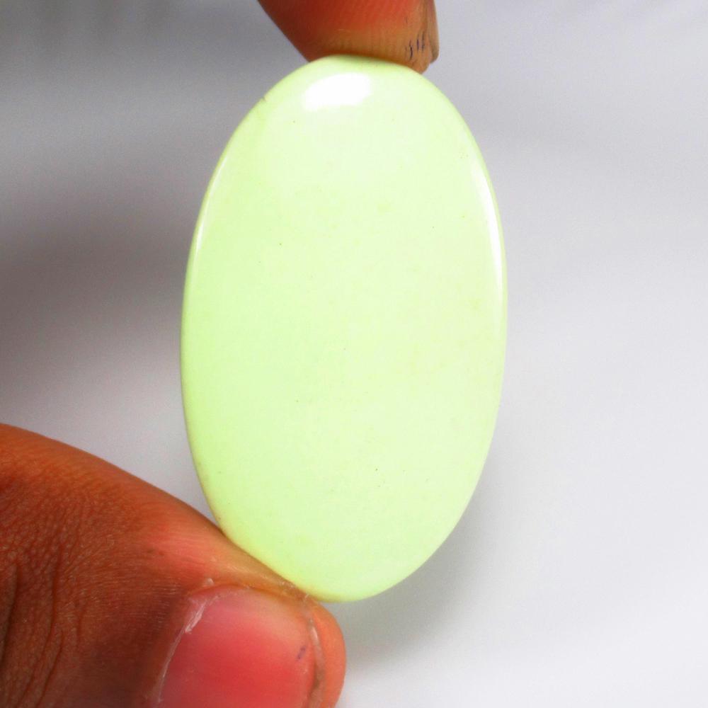 39.84 Ct - Natural Lemon Chrysoprase: No Reserve! Title: 39.84 Ct - Natural Lemon Chrysoprase Additional Information: Gemstone Metal Purity: - Gemstones: Chrysoprase Carat Weights: 39.84 Size/Dimensions: 44.0 x 25.0 x 4.0 mm Additional In